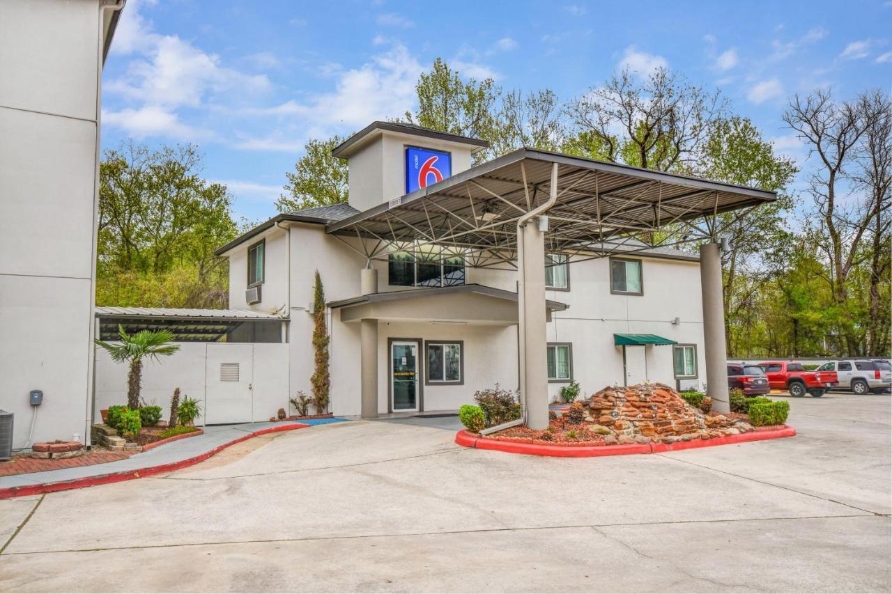 Motel 6 Humble, Tx - Houston International Airport Eksteriør bilde