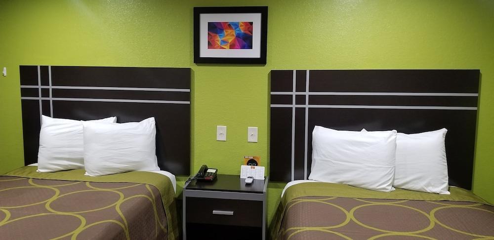 Motel 6 Humble, Tx - Houston International Airport Eksteriør bilde