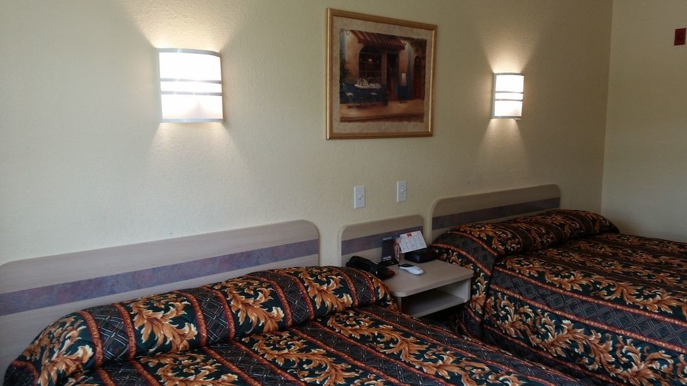 Motel 6 Humble, Tx - Houston International Airport Eksteriør bilde